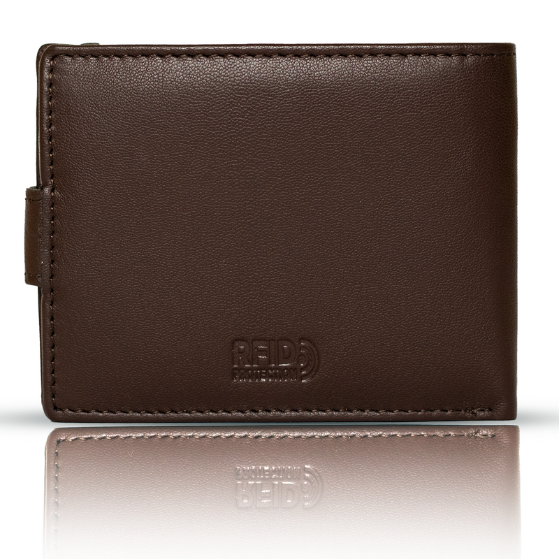Classic Men's Leather Wallets: Elevate Style with Timeless Sophistication