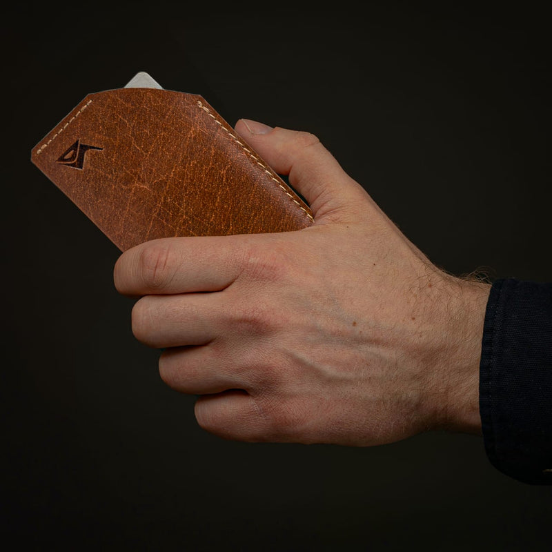 Sleek Leather Quick Draw Card Holder - Premium Single Pocket Design
